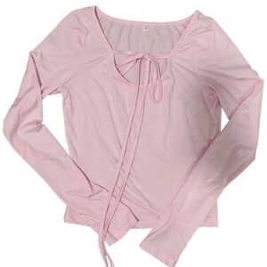 Light pink long sleeve with string bow